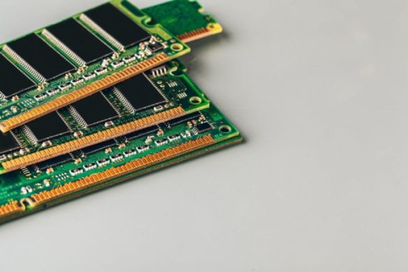 Samsung планирует начать промышленное производство памяти DDR5