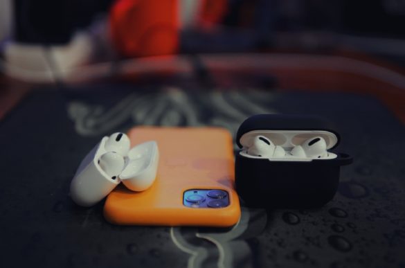 Как поделиться аудио со второй парой наушников AirPods и Beats на iPhone и iPad