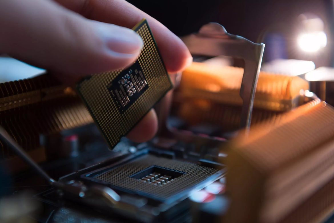 CPU