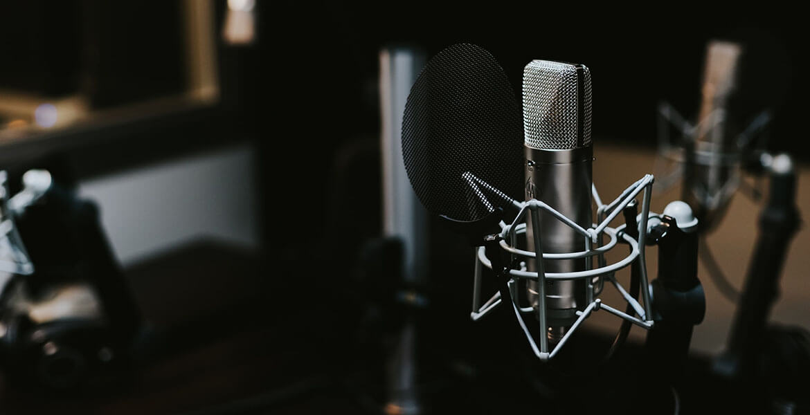 Condenser microphone in a studio
