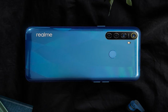 ТОП-7 смартфонов Realme: рейтинг лучших моделей 2025 года ⚡️