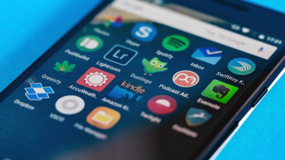 10 необходимых приложений для смартфона на Android в 2024 году