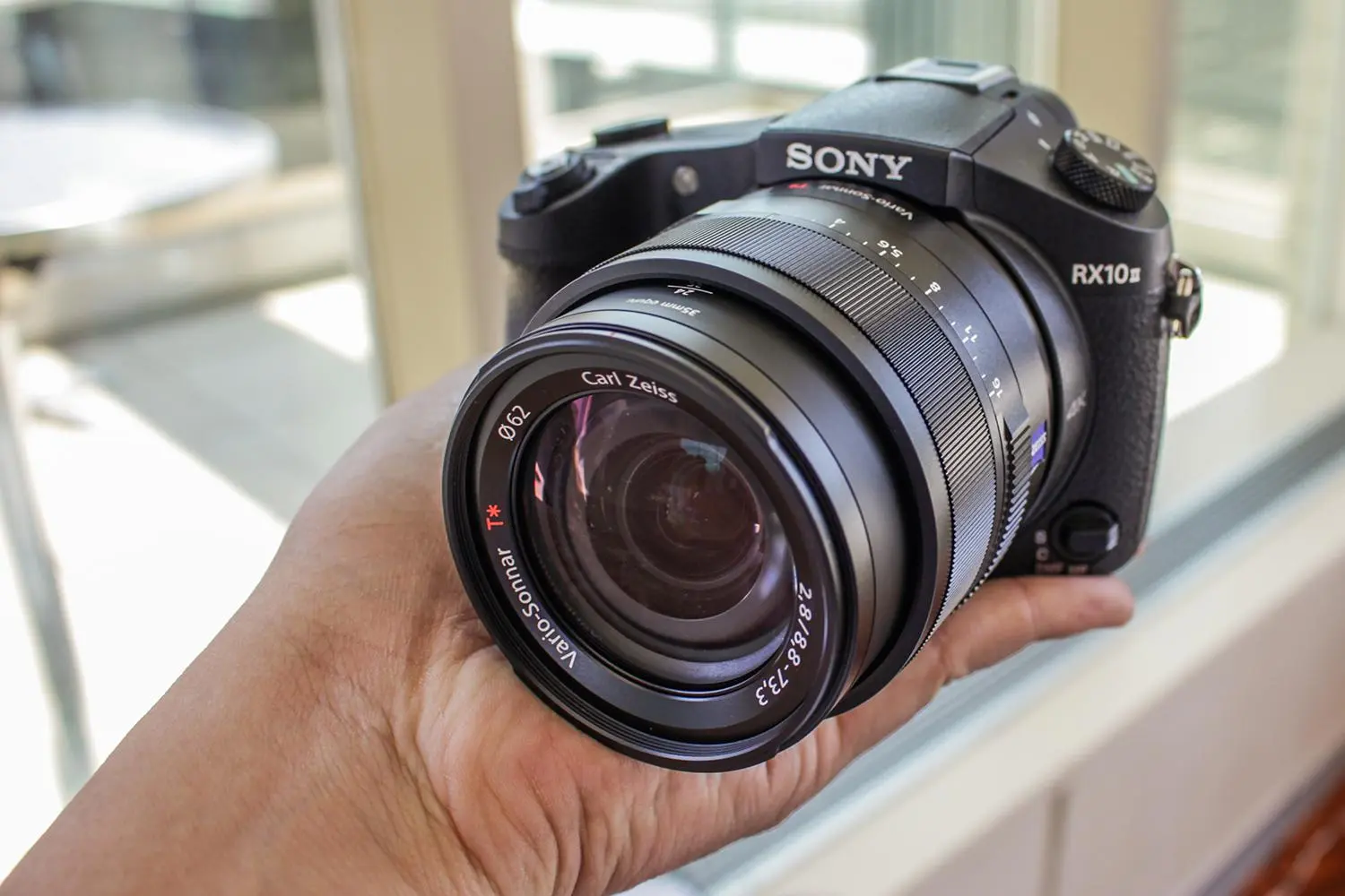 Sony RX II Stacked CMOS