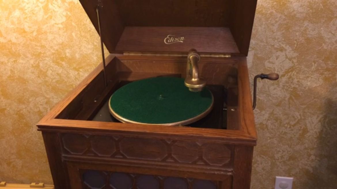 Edison Disc Phonograph