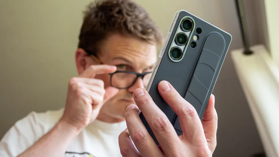 Распознавание лица на большинстве Android смартфонов менее надёжно Распознавание лица на большинстве Android смартфонов менее надёжно