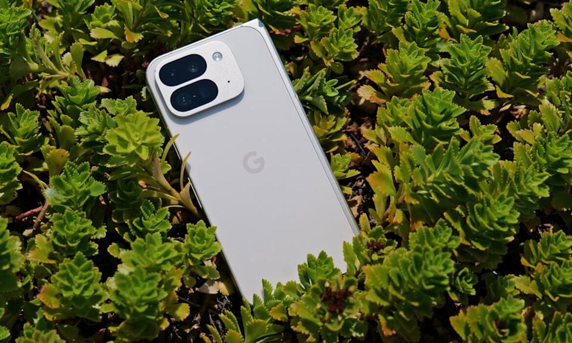 За два поколения линейка Pixel Fold почти догнала Z Fold