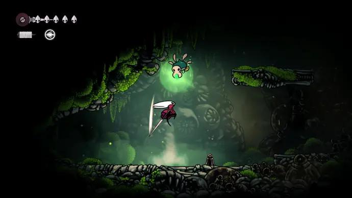 Внутри есть летающий враг