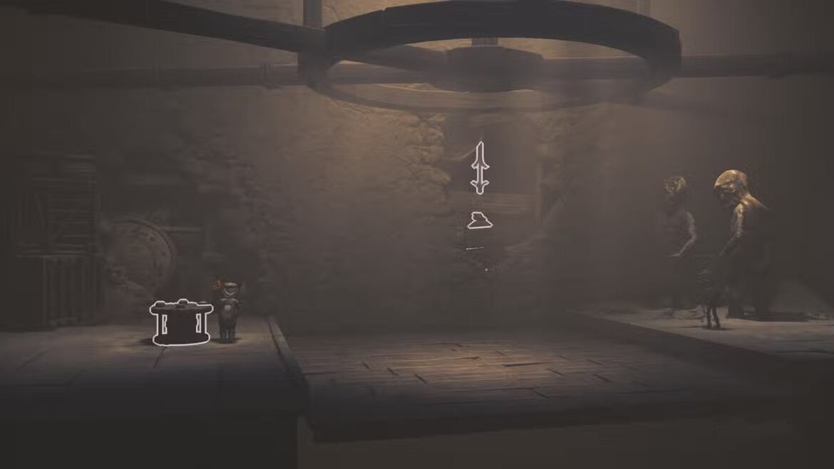 Алон вращает ручку, пока Лоу стреляет в верёвку в Little Nightmares III