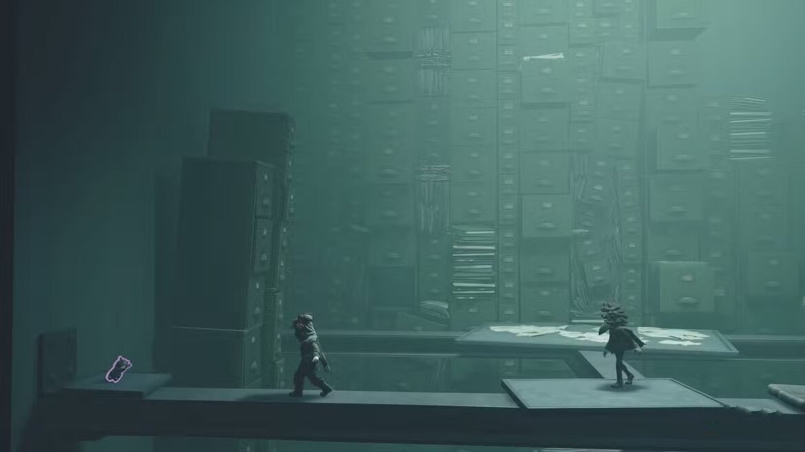 Лоу и Алон собирают куклу с балок в Little Nightmares III
