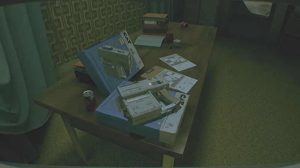 На одном из столов здесь найдёте аппарат CAT