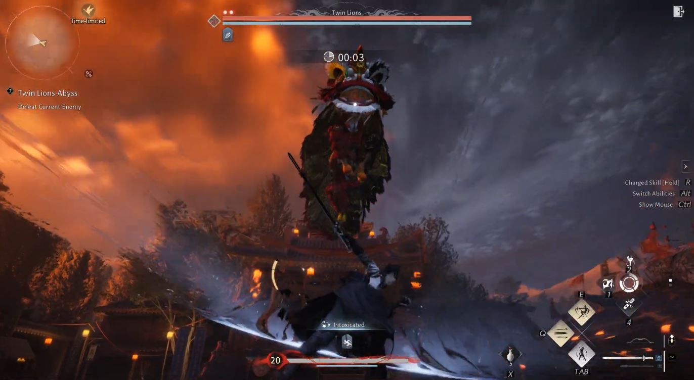 Близнецы львы прыгают в воздух