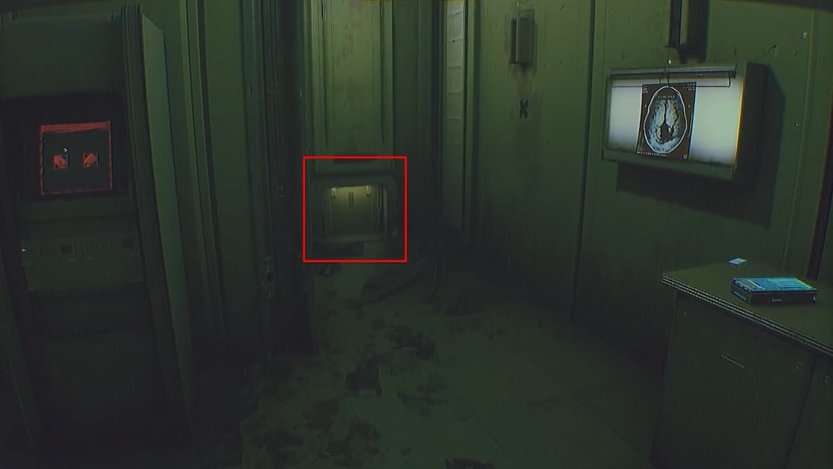 Проползите через вентиляционную шахту за терминалом