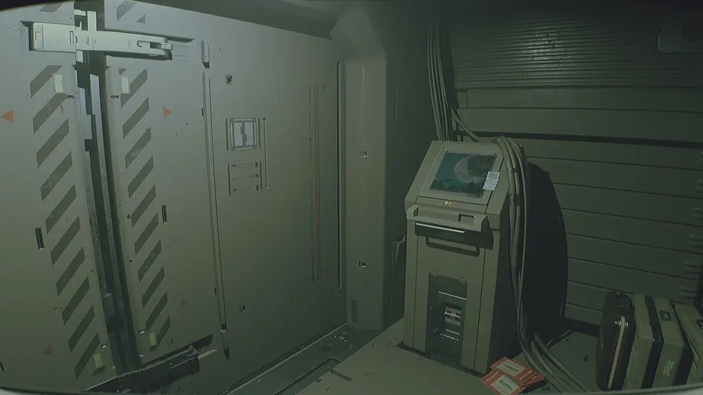 Подойдите к терминалу