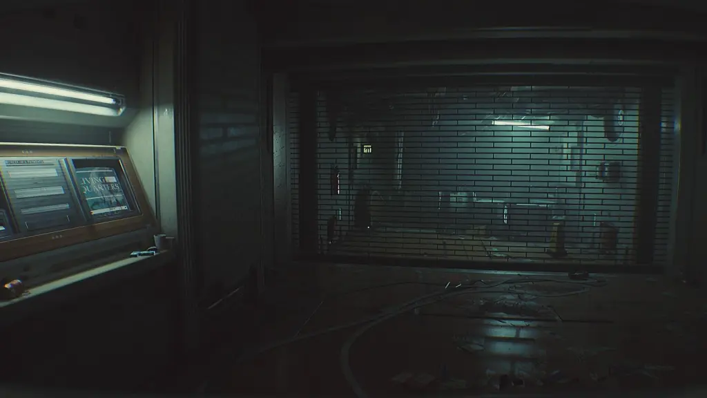 Слева находится терминал