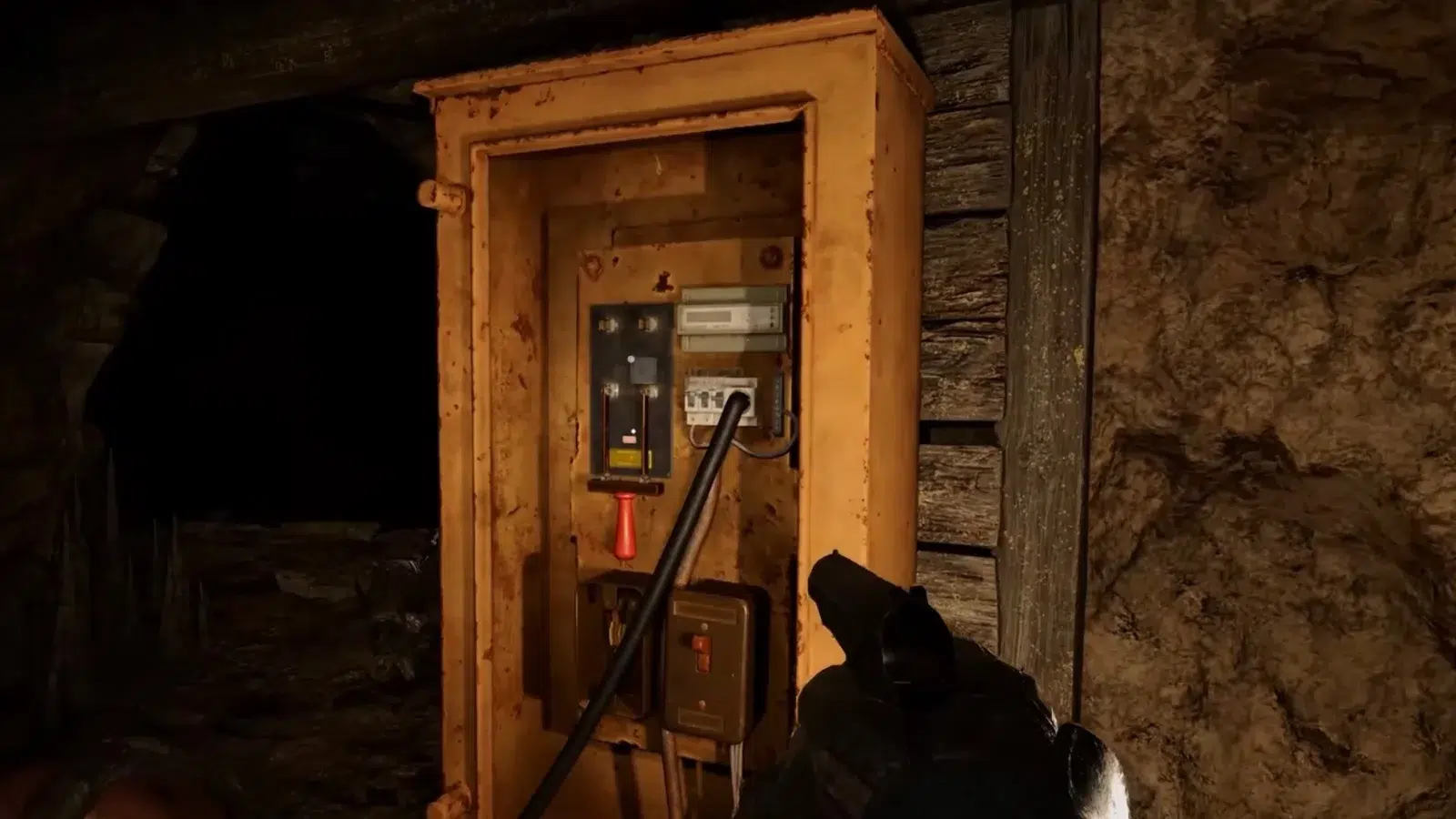 Отключение электричества внутри Старой шахты Отключение электричества внутри Старой шахты