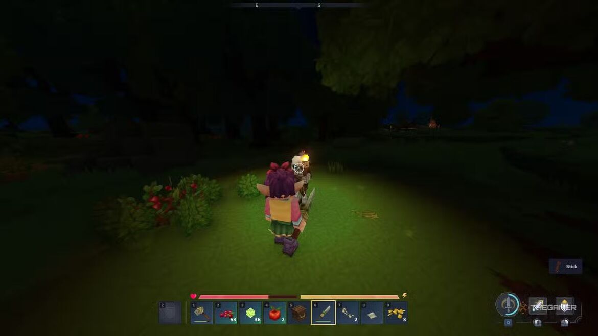 Ночные монстры окружают факел в Hytale