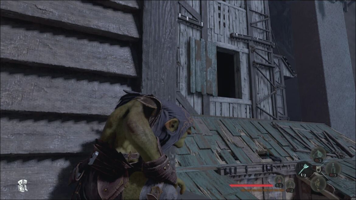 Следуйте по этому карнизу до упора влево