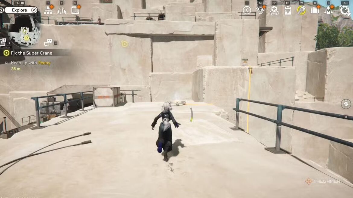 Паркур по оранжевым кабелям и прыжковым панелям к вершине крана