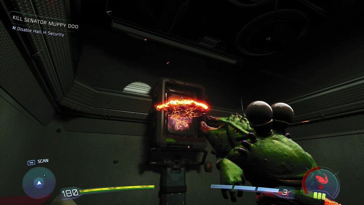 Используйте его способность Q