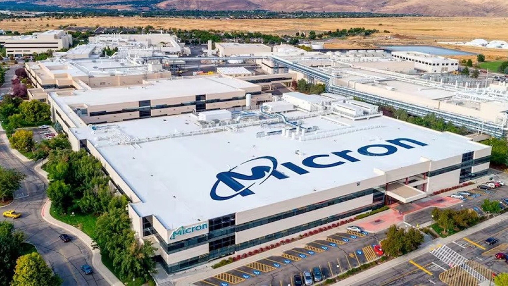 Micron запустила в Индии первый завод сборки и теста чипов
