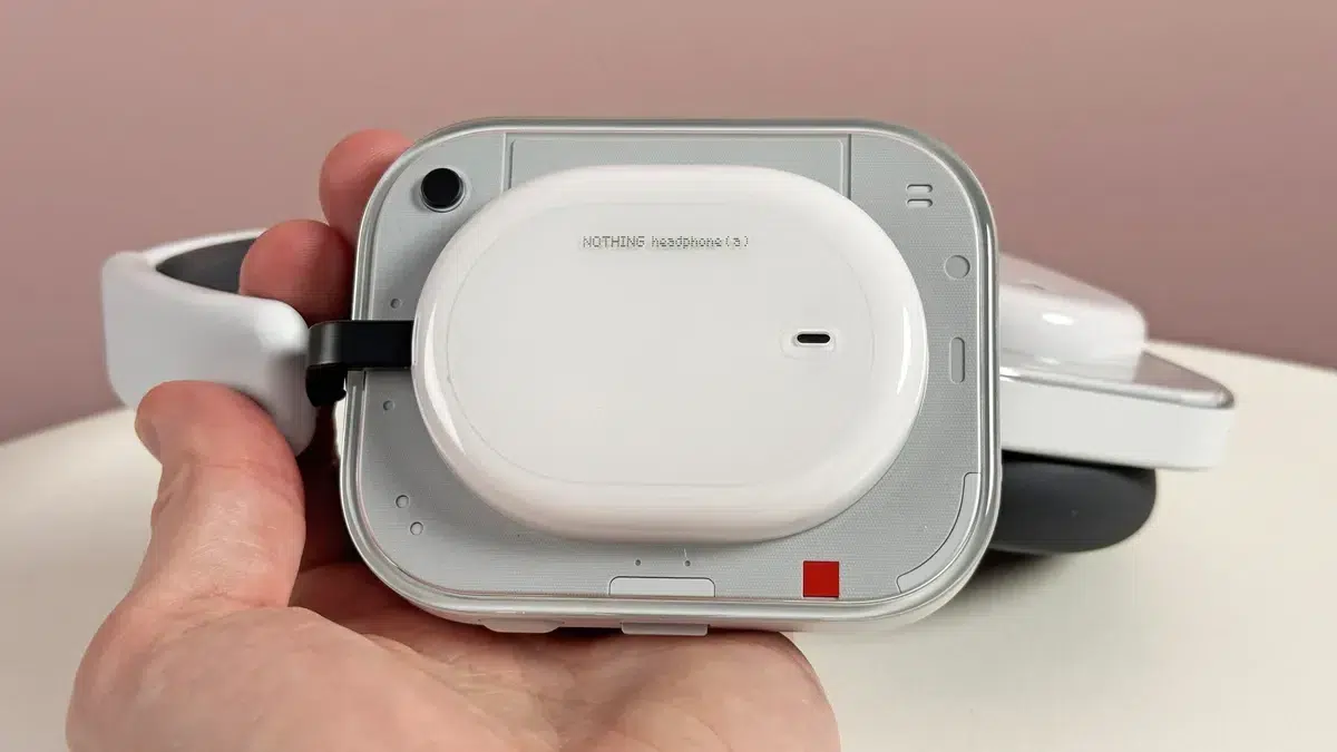 Изображение к статье: Nothing Headphone (a): $199, LDAC и до 135 часов без ANC
