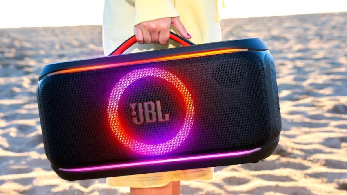 JBL показала Live 780NC и 680NC плюс AI колонку для караоке