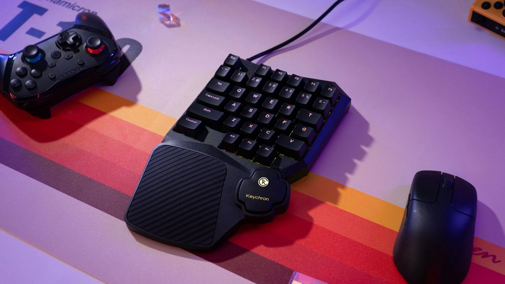 Keychron выпустила C0 HE 8K однорукая HE клавиатура за $5999