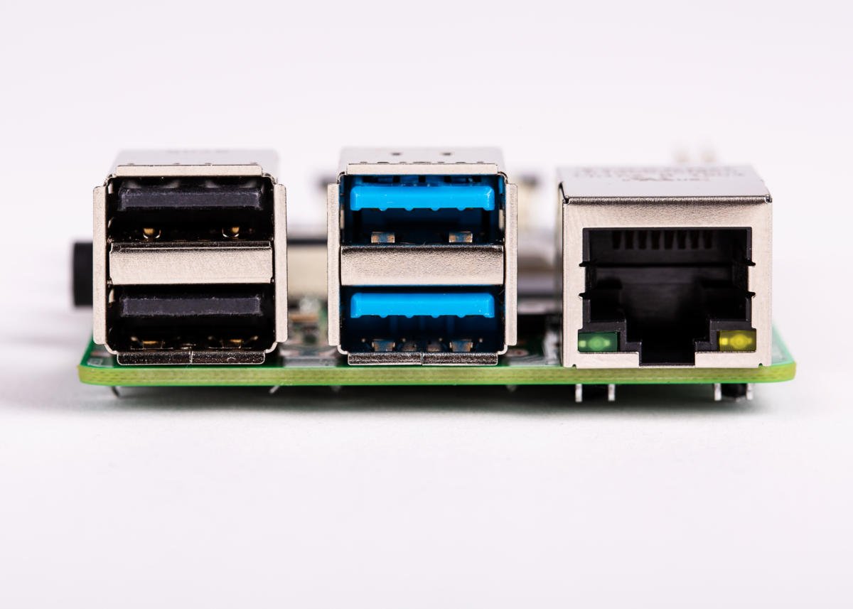 Изображение к статье: 10 практичных проектов для Raspberry Pi: от HTPC до мини-NAS