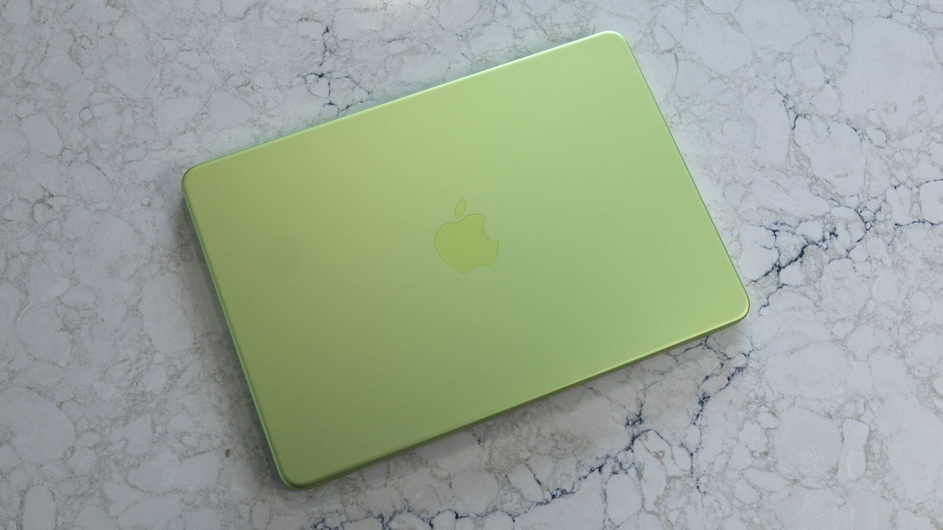 MacBook Neo раскупили Apple сдвинула поставки до середины апреля
