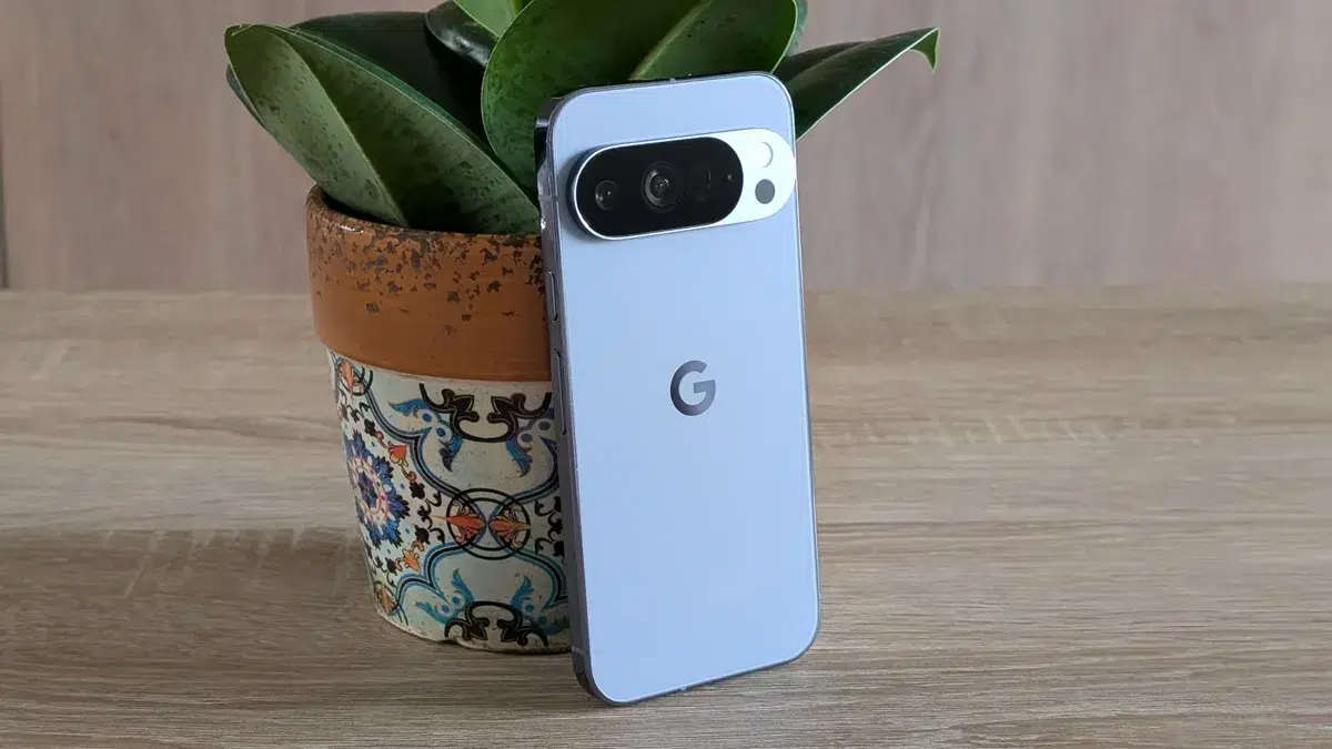 Изображение к статье: Android Auto ломается на Galaxy S26 и Pixel: жалобы на подключение