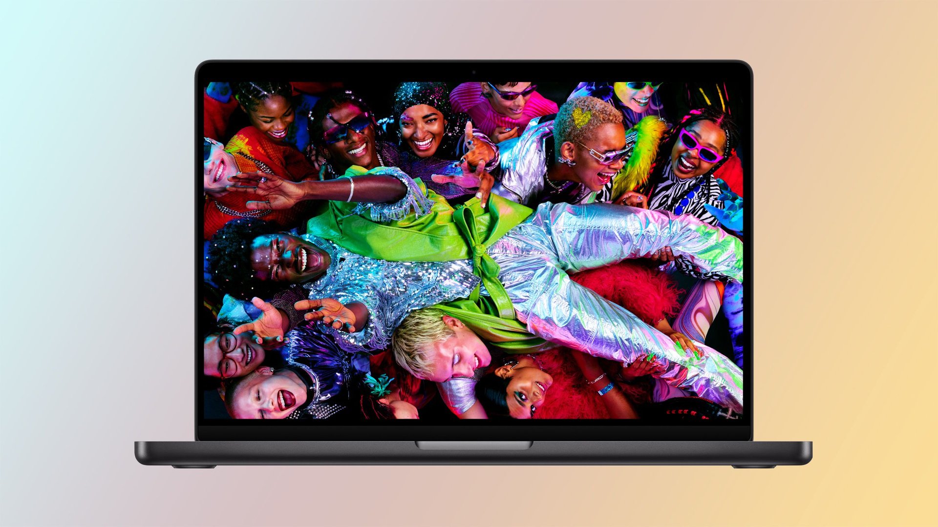 MacBook Pro на M5 Pro и M5 Max подешевели на Amazon до $2 050