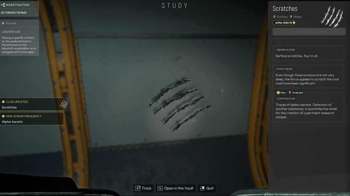 Посмотрите налево и проанализируйте царапины на стене