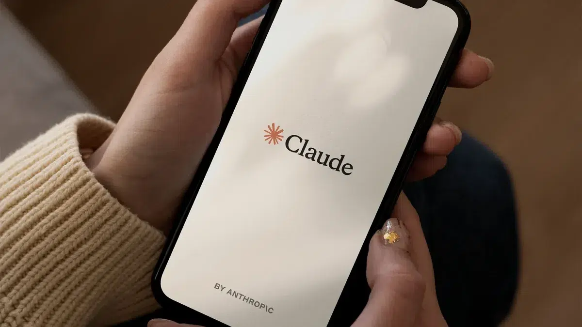 Изображение к статье: Anthropic подтвердила утечку 512 000 строк исходников Claude Code