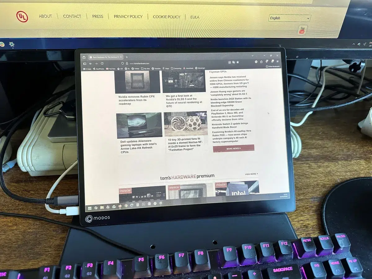 Изображение к статье: Modos показала 13,3-дюймовые e-paper мониторы: от $599 до Flow с тачем