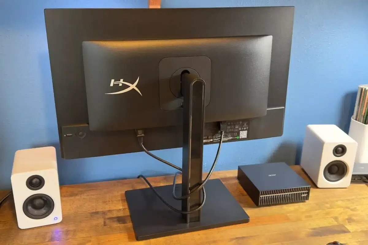 Изображение к статье: HyperX Omen OLED 27q за $499: QD-OLED 240 Гц без лишних функций