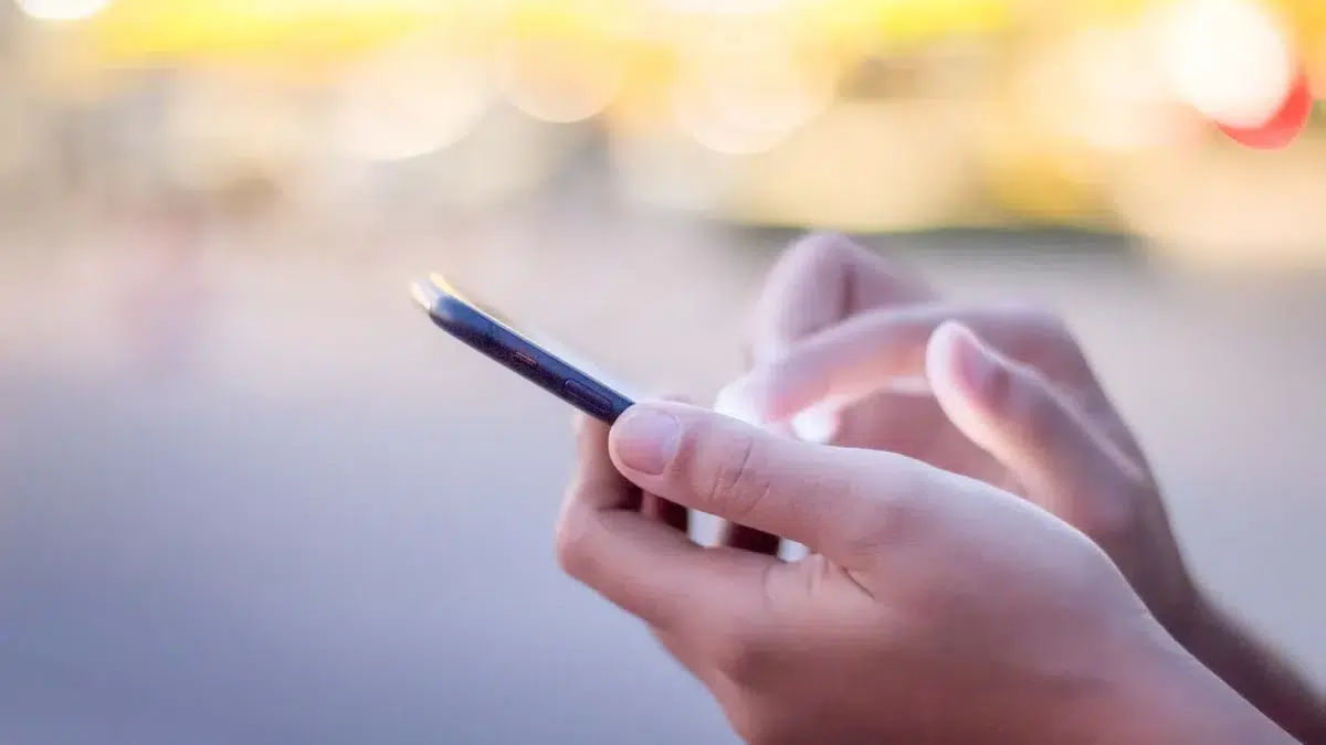 Изображение к статье: Мошенники атакуют Apple Pay: жертву заставляют звонить самой