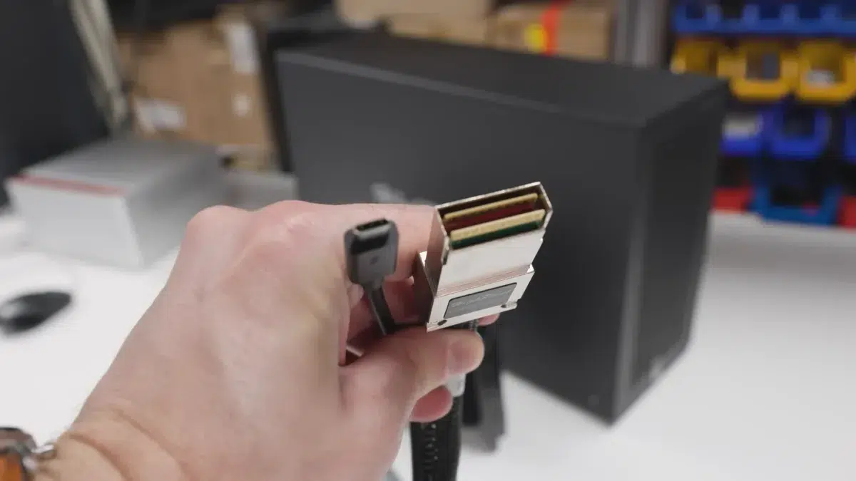 Изображение к статье: CopprLink почти сравнял eGPU с PCIe x16, но ценник кусается