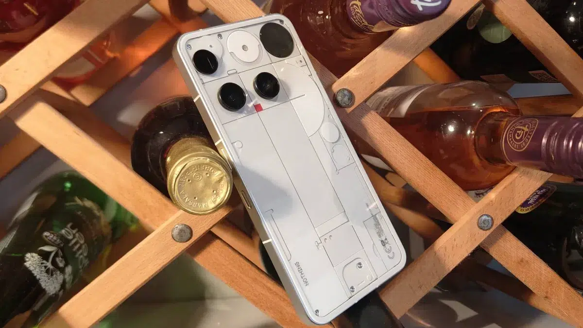 Изображение к статье: Nothing Warp исчез из Google Play и Chrome Web Store за сутки