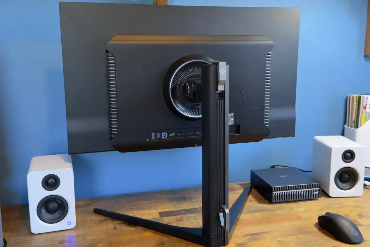 Изображение к статье: Acer Predator X27 X1: 27-дюймовый 4K QD-OLED за $799 и 5 видеовходов