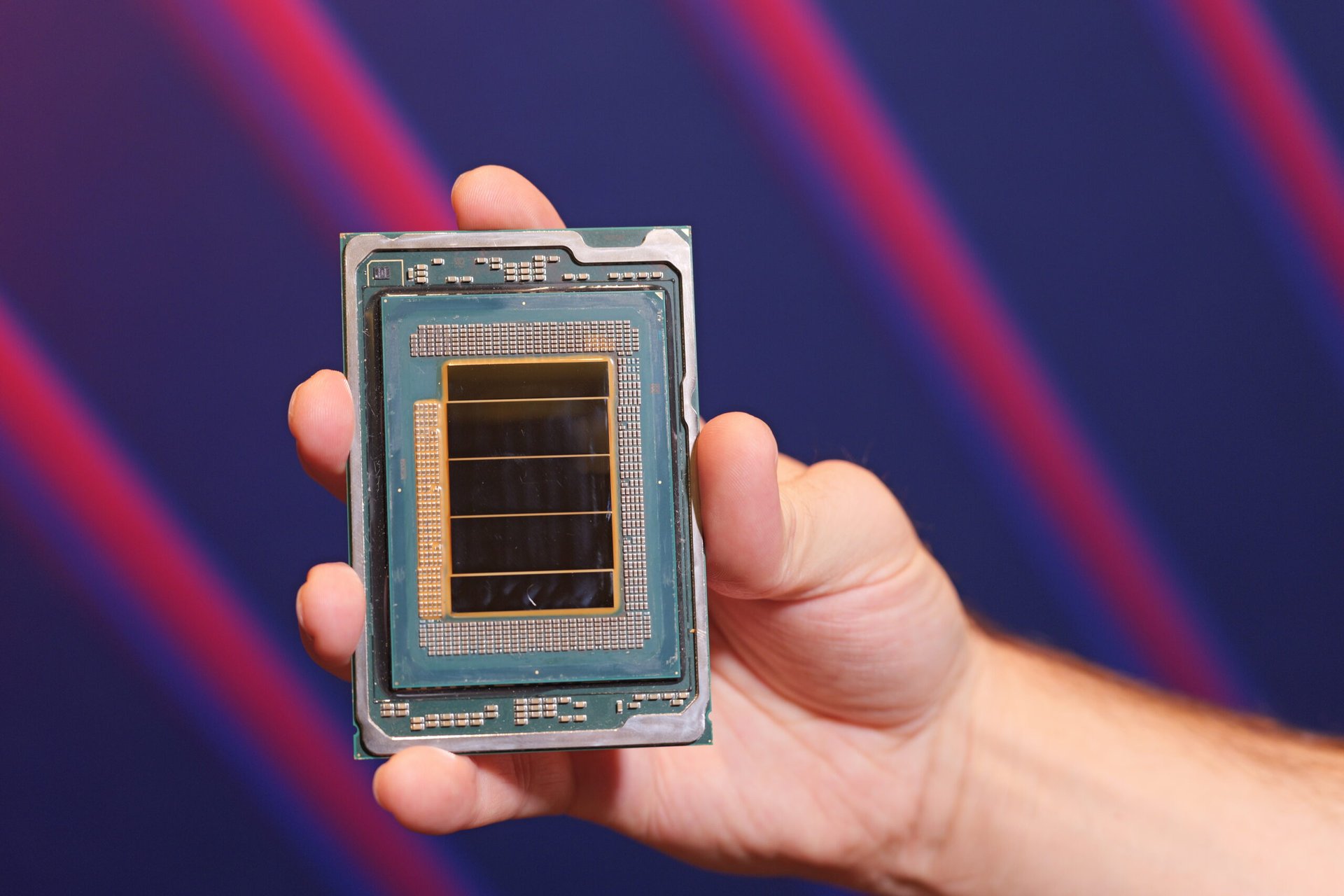 Intel начала продавать краевые кристаллы Xeon из за спроса ИИ