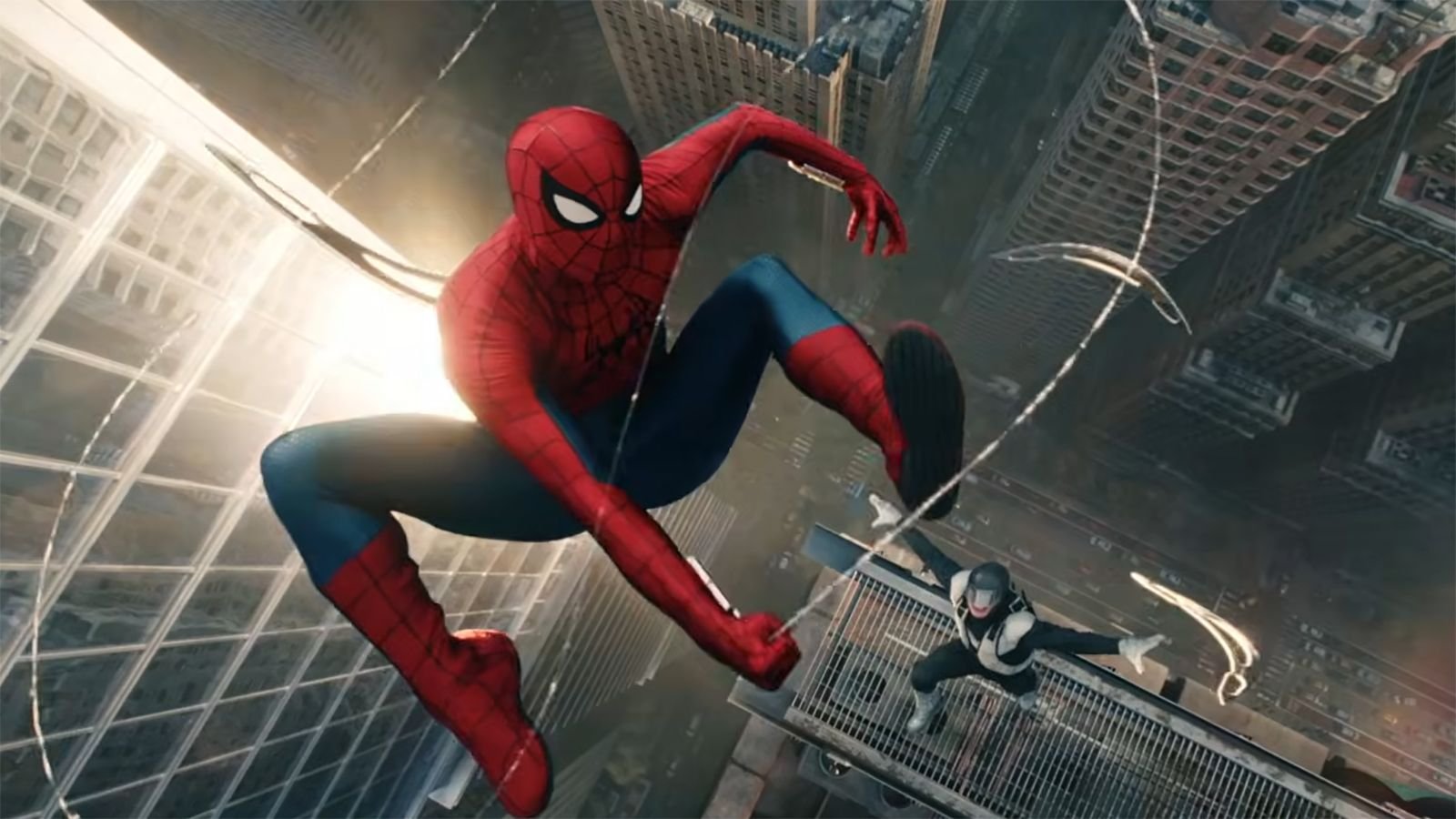 Фигурки Hasbro намекнули на бой Spider Man с Халком в MCU