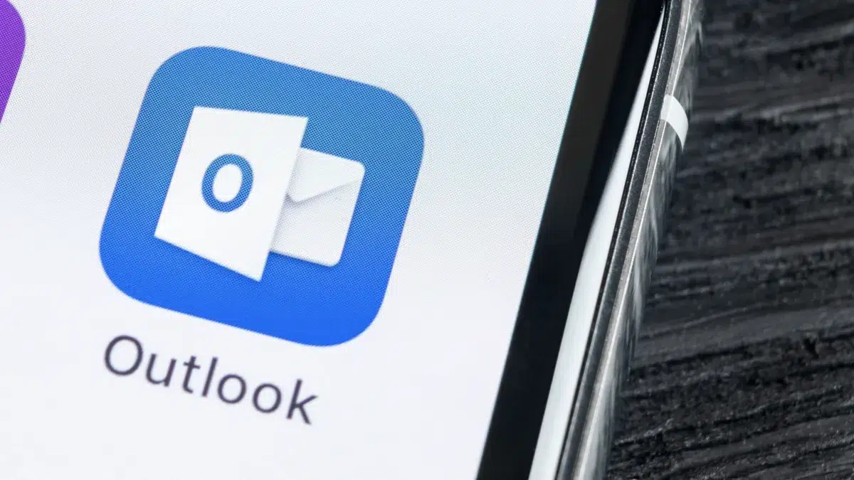 Изображение к статье: Сбой Outlook: Microsoft подтверждает деградацию сервиса
