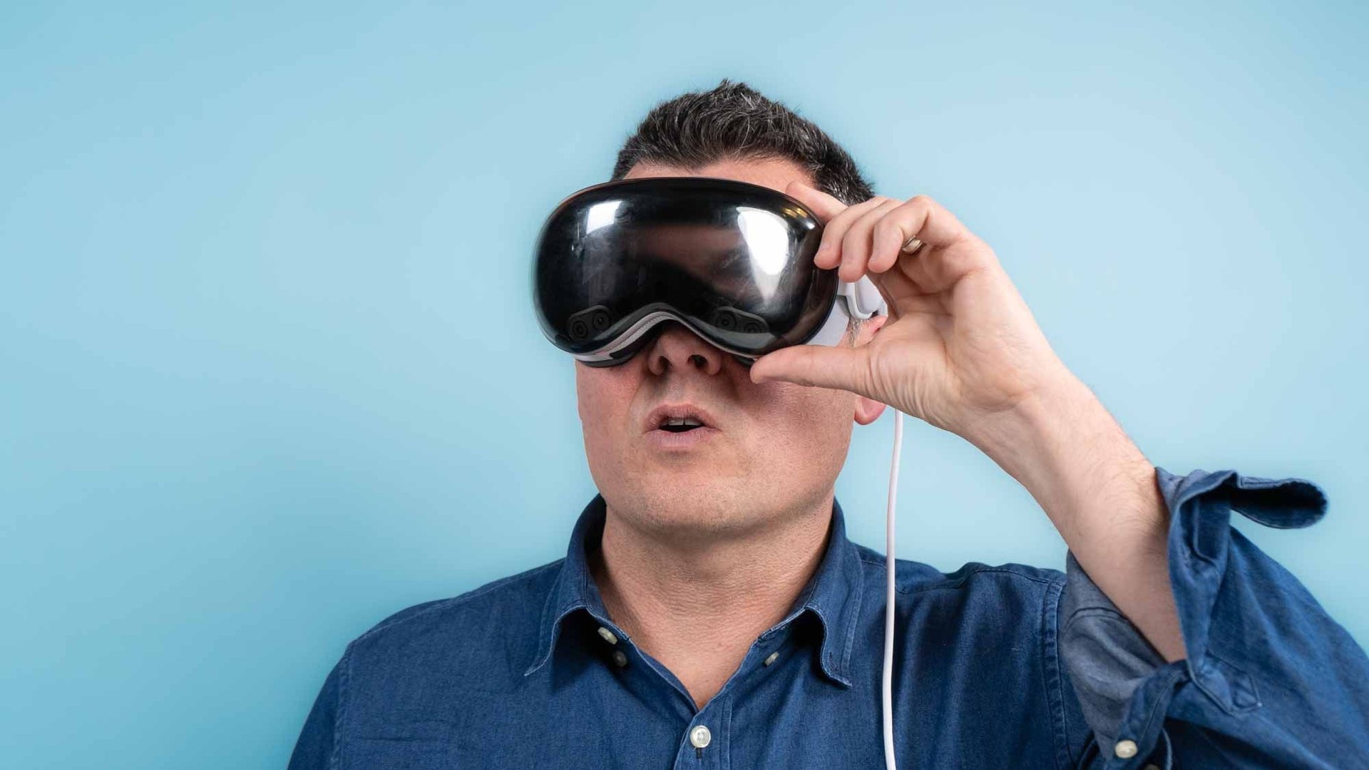 Apple похоже сворачивает Vision Pro продажи и возвраты