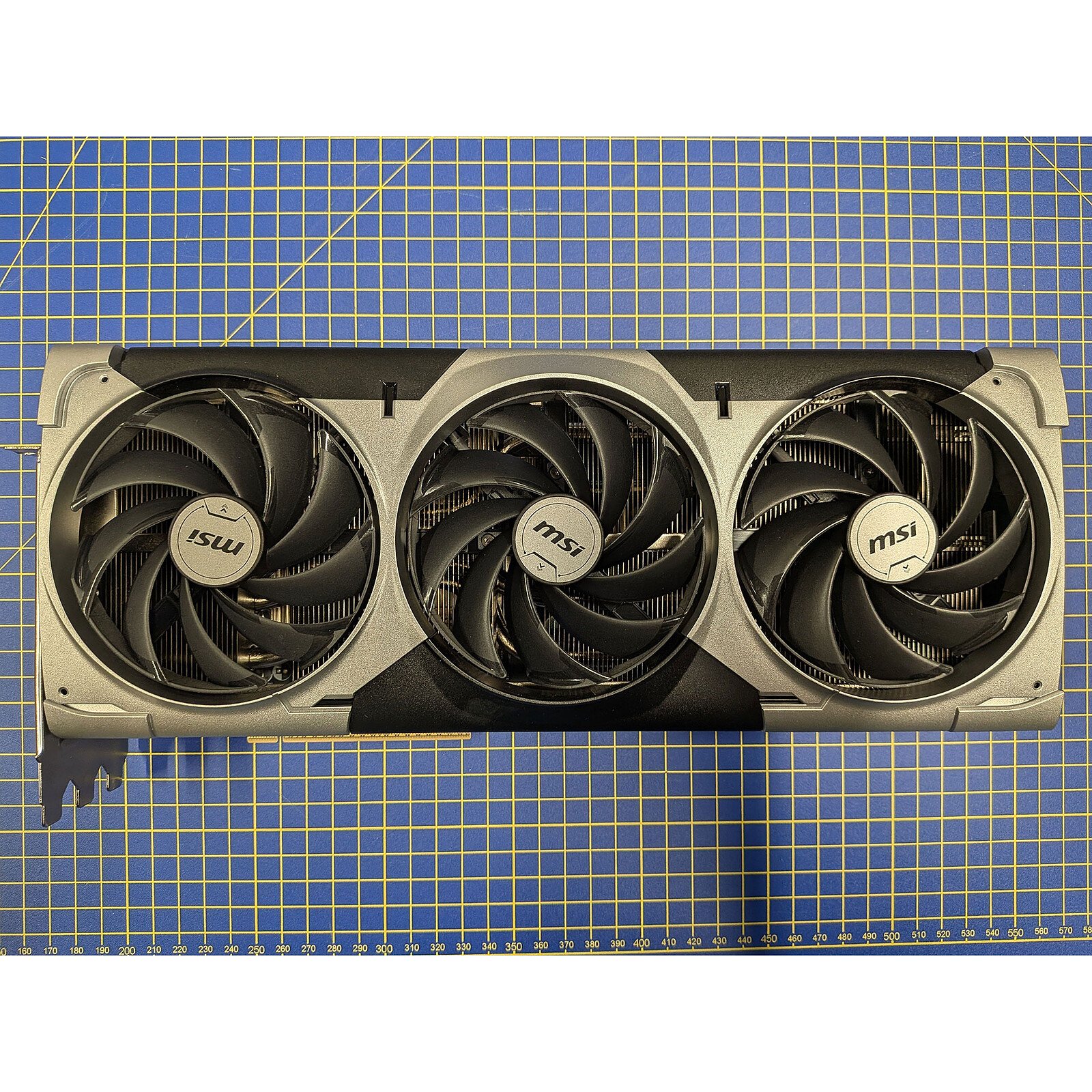 LDLC продает нерабочие RTX 5090 от €1499 без возврата