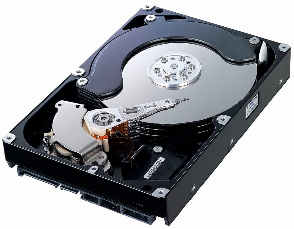 Дефицит HDD и SSD клиенты подписывают контракты на 5 лет