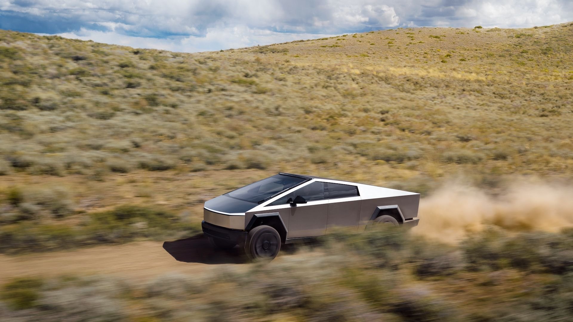 Tesla отзывает 173 бюджетных Cybertruck RWD из за колёс