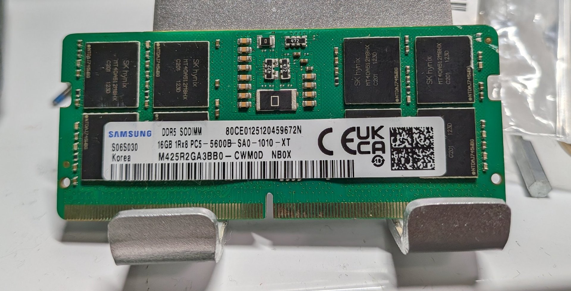 На рынке всплыла поддельная DDR5 внутри пластик и фейк лейблы