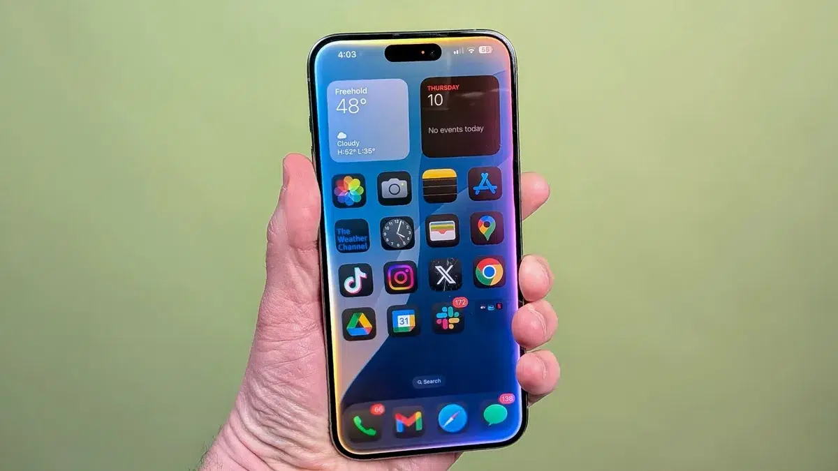 Изображение к статье: Apple обсуждает AI-агентов в App Store: iPhone может стать «дирижёром»