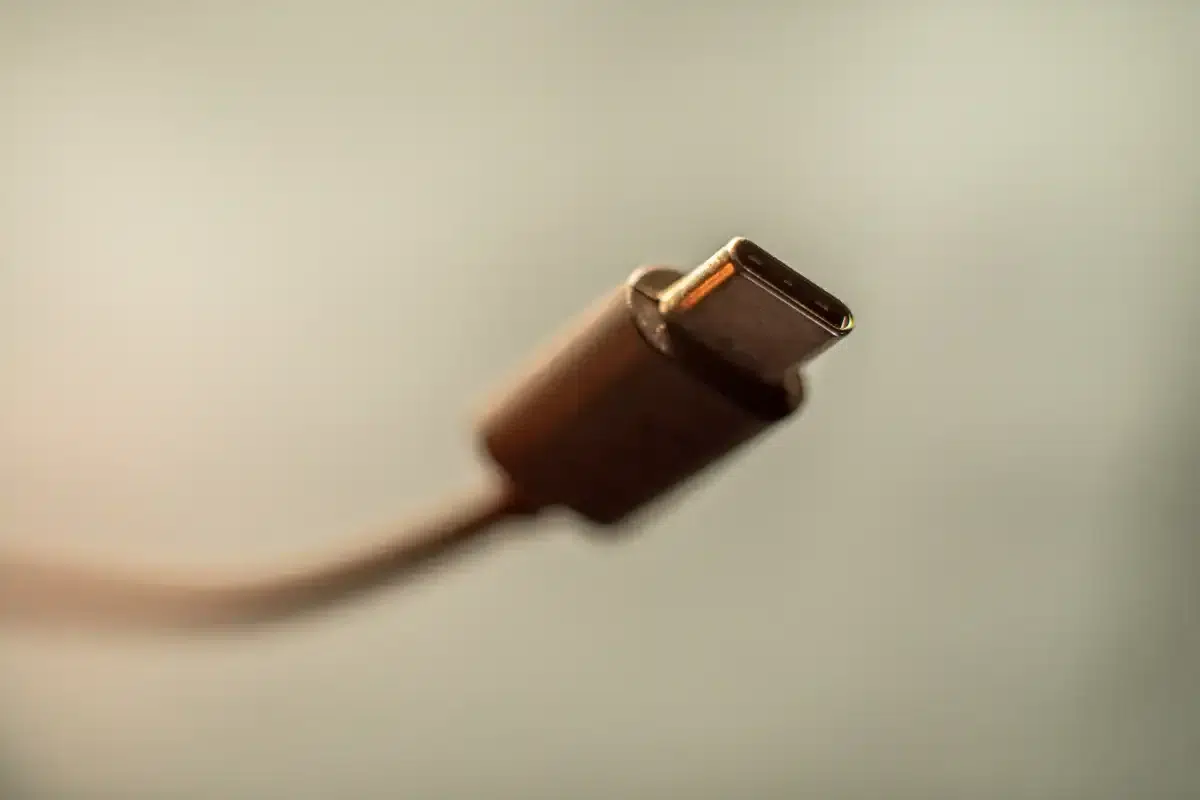 Изображение к статье: PCWorld назвал 6 ловушек при покупке USB-C кабеля