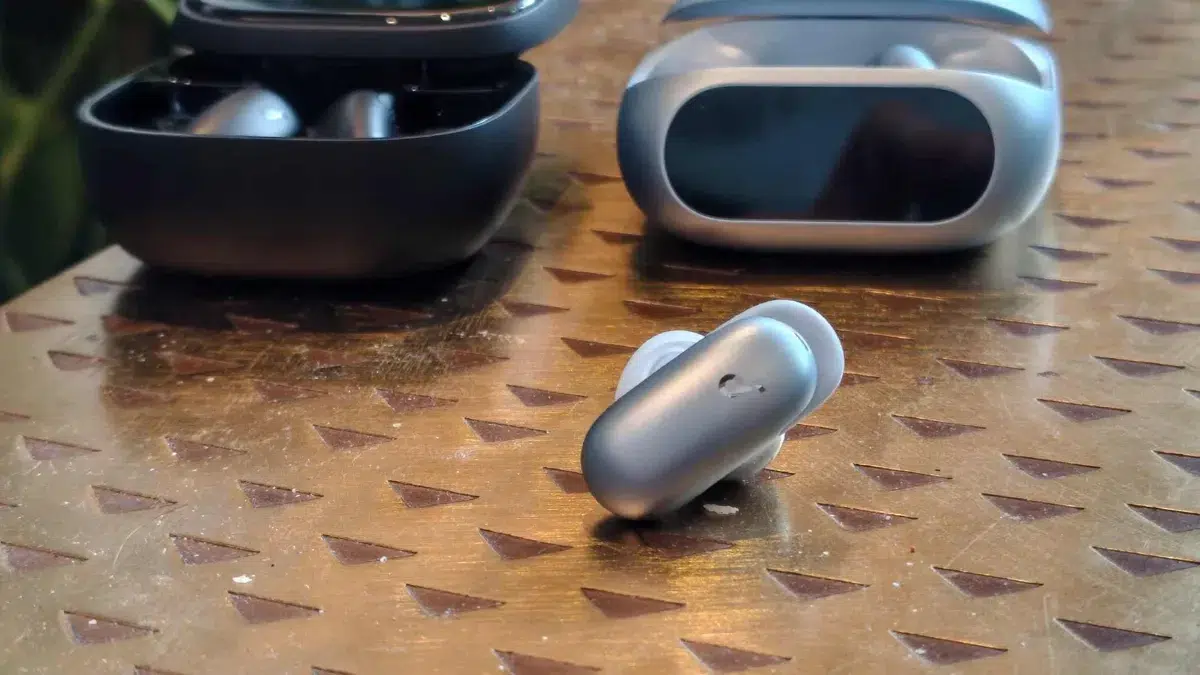 Изображение к статье: Anker представила Soundcore Liberty 5 Pro и Pro Max с экранами